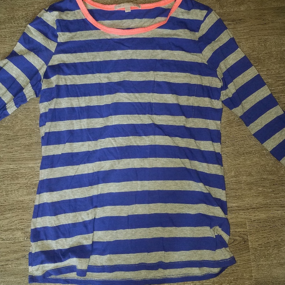 3/4 length shirt from Gap. Only wore a couple of t